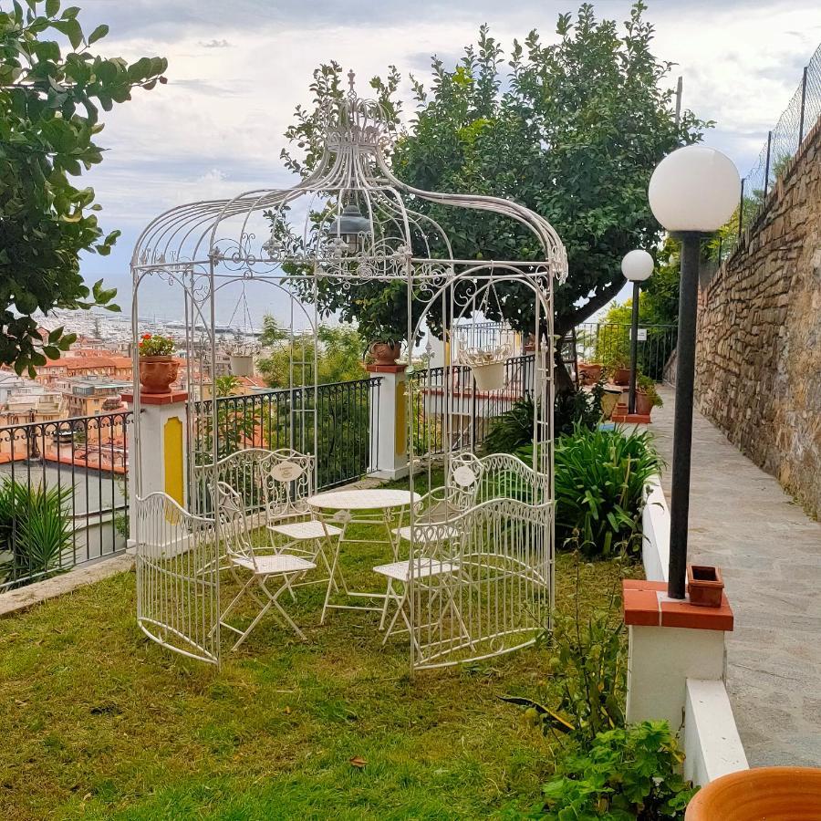 فندق La Casa Del Sole سانريمو المظهر الخارجي الصورة