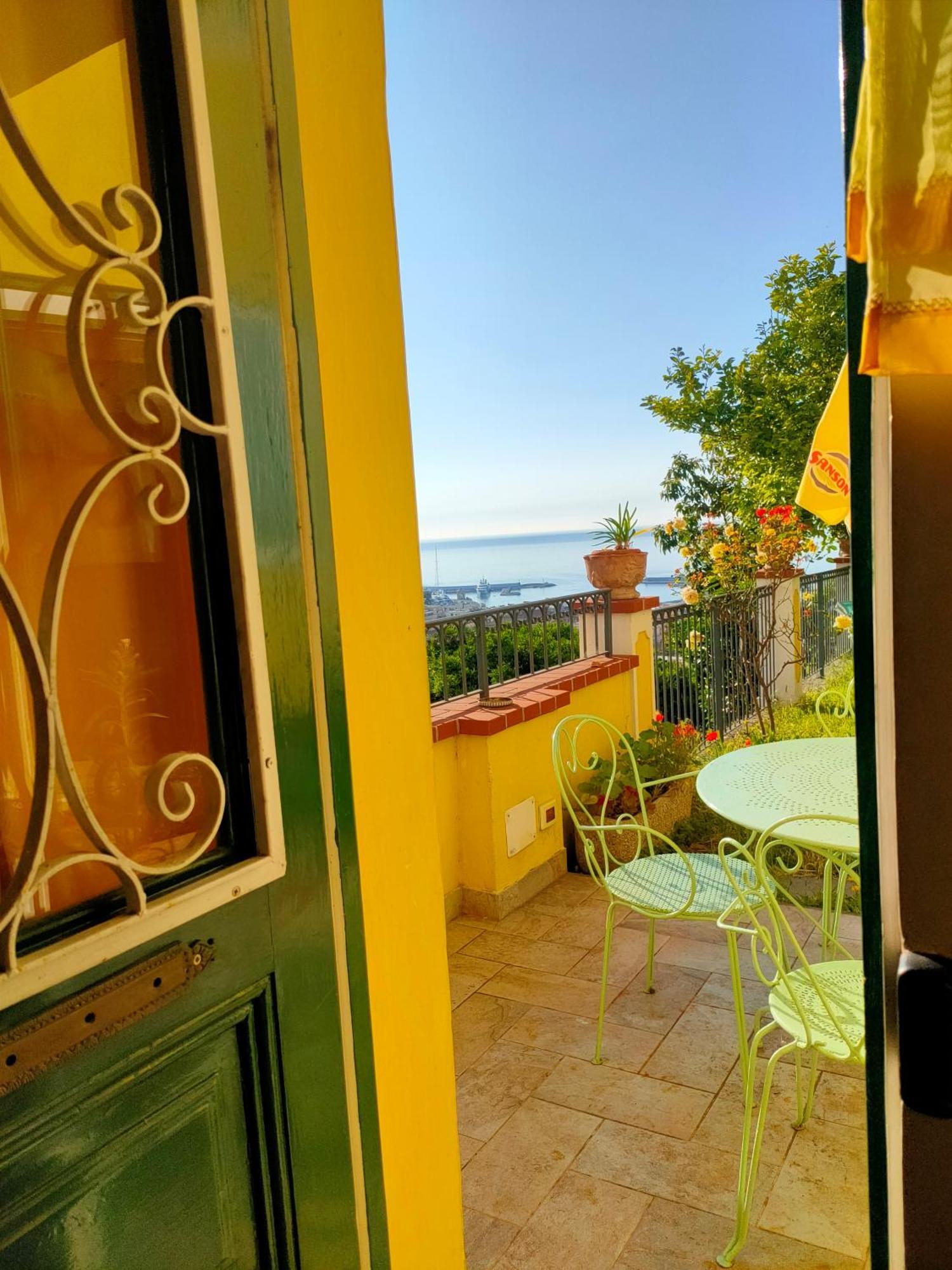 فندق La Casa Del Sole سانريمو المظهر الخارجي الصورة