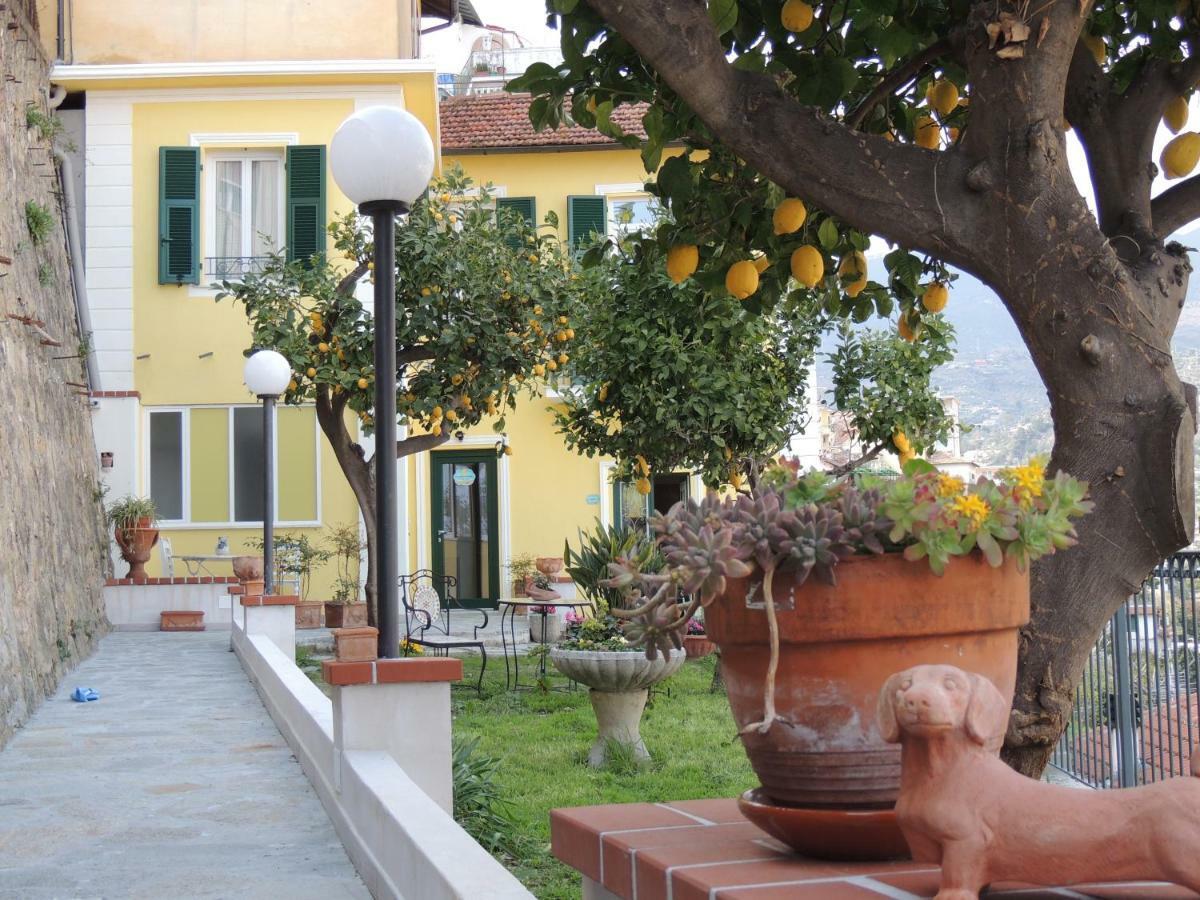 فندق La Casa Del Sole سانريمو المظهر الخارجي الصورة